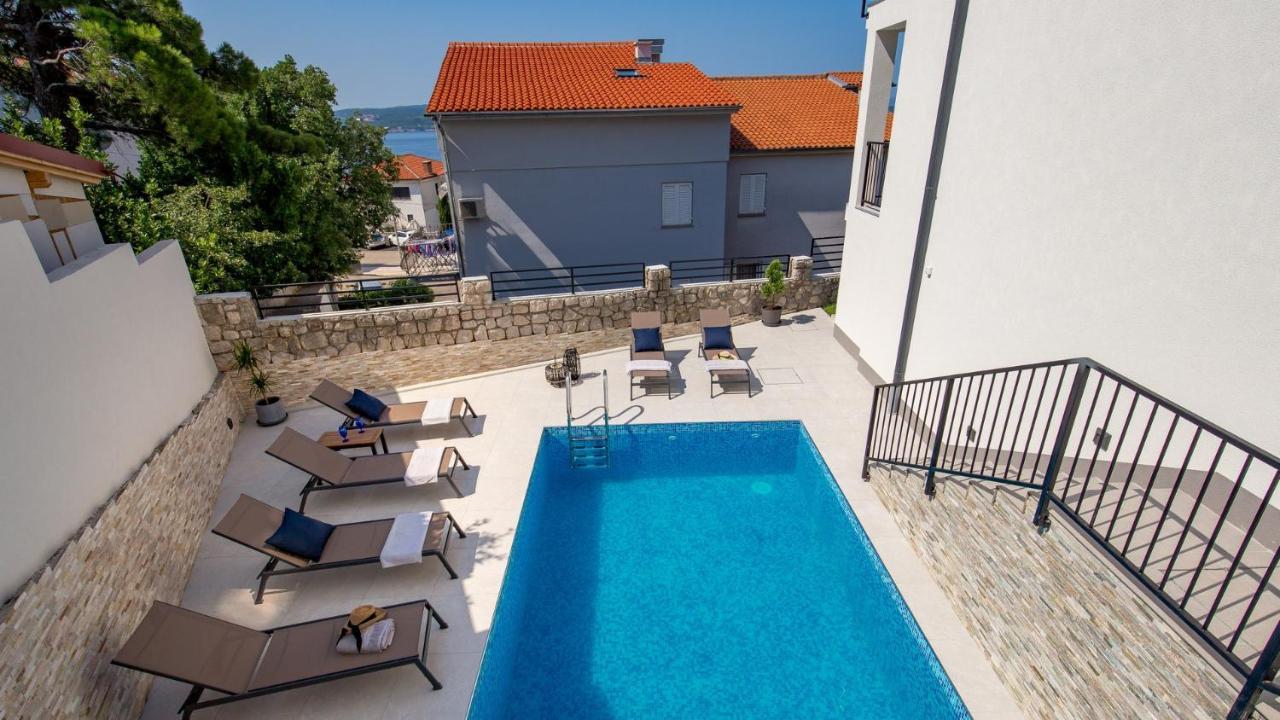 Apartments Villa Frankola With Swimming Pool Crikvenica Luaran gambar