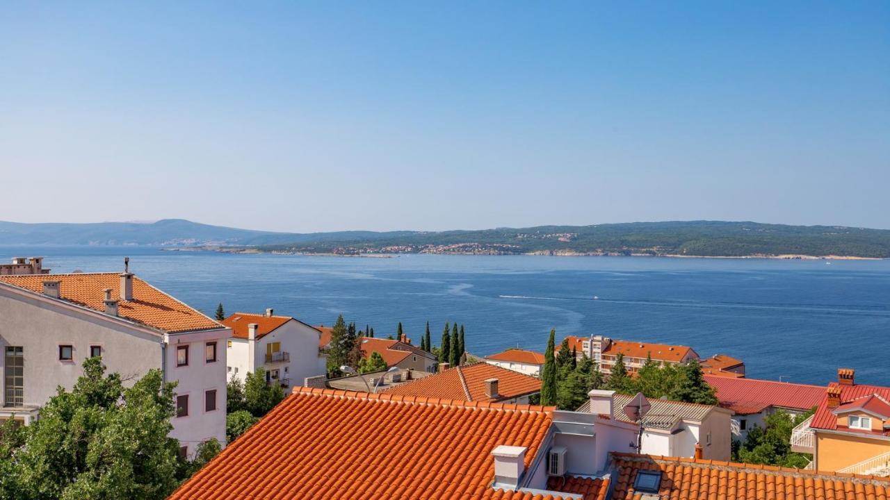 Apartments Villa Frankola With Swimming Pool Crikvenica Luaran gambar